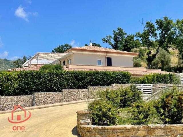 Appartamento in vendita a Castellabate SA