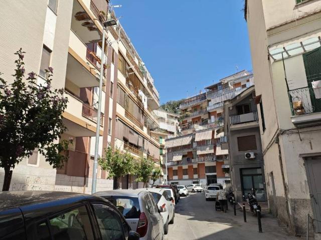 Appartamento in vendita a Castellammare di Stabia NA
