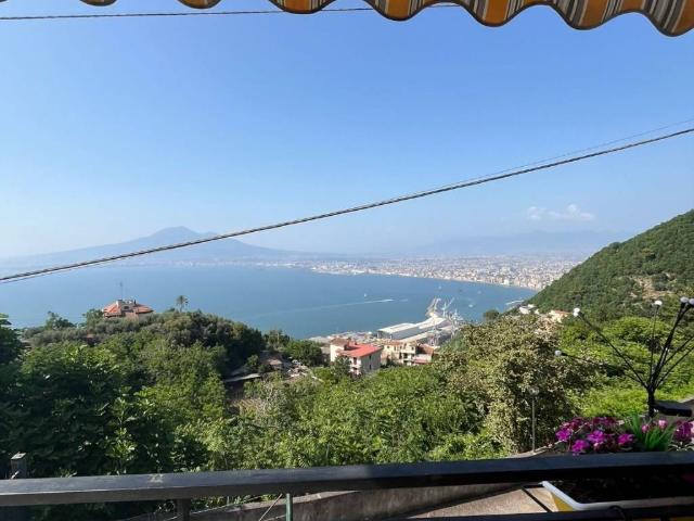 Appartamento in vendita a Castellammare di Stabia NA