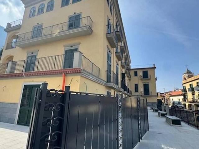 Appartamento in vendita a Castellammare di Stabia NA