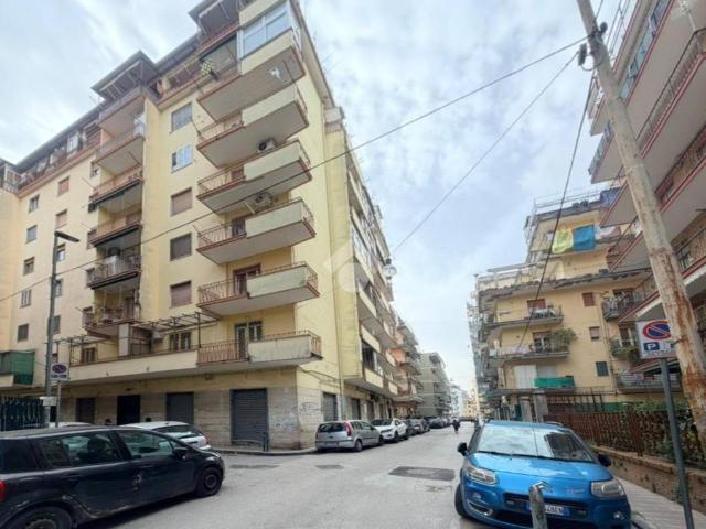 Appartamento in vendita a Castellammare di Stabia NA