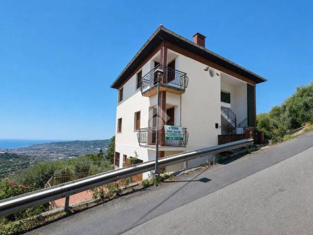 Appartamento in vendita a Castellaro IM