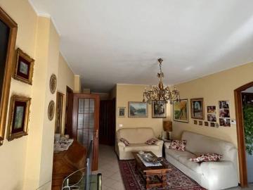 Appartamento in vendita a Castell'Arquato PC