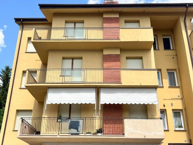 Appartamento in vendita a Castell'Azzara GR