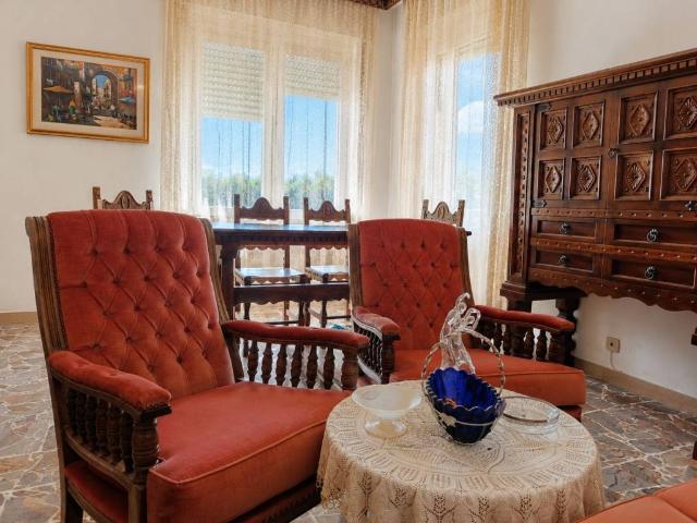 Appartamento in vendita a Castell'Azzara GR