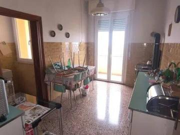 Appartamento in vendita a Castell'Azzara GR