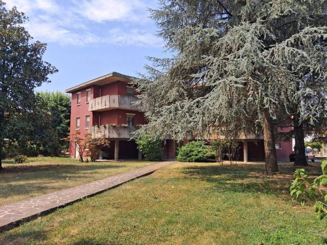 Appartamento in vendita a Castelleone CR