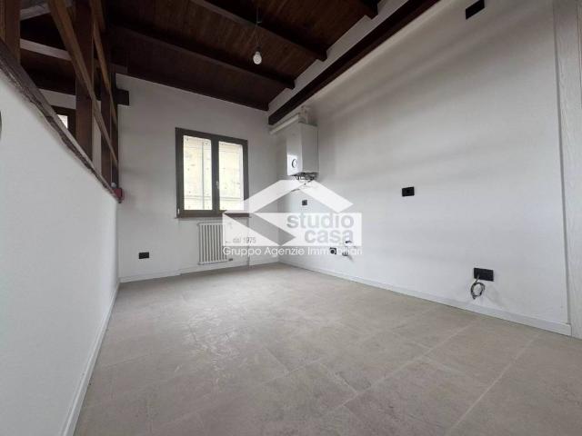 Appartamento in vendita a Castelleone CR