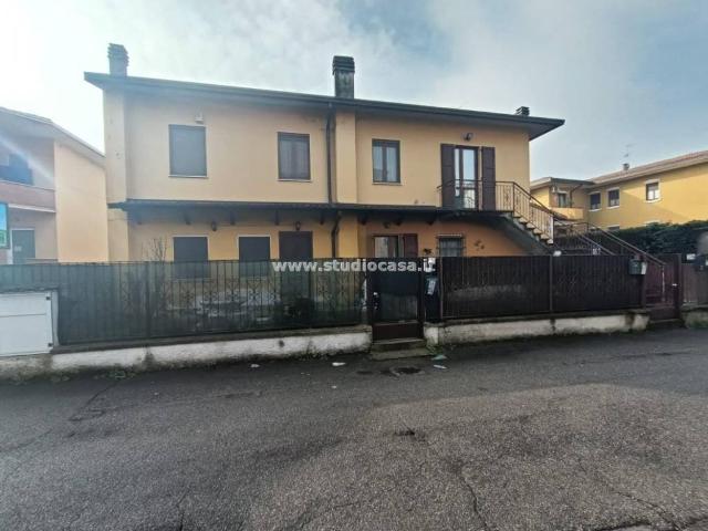 Appartamento in vendita a Castelleone CR