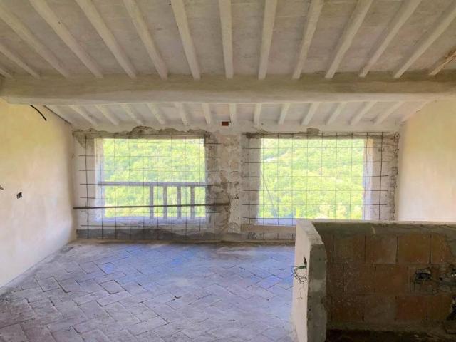 Appartamento in vendita a Castellina in Chianti SI