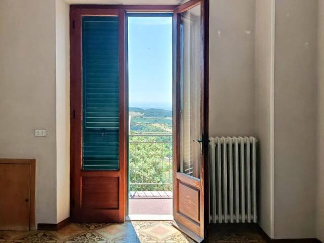 Appartamento in vendita a Castellina Marittima PI