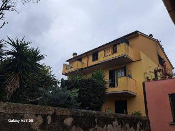 Appartamento in vendita a Castellina Marittima PI