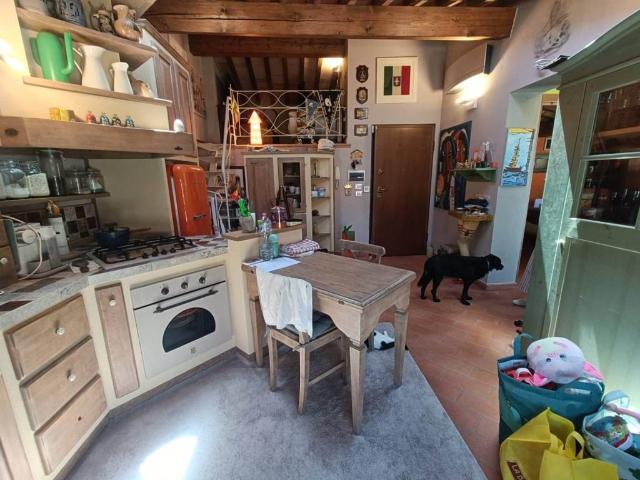 Appartamento in vendita a Castellina Marittima PI