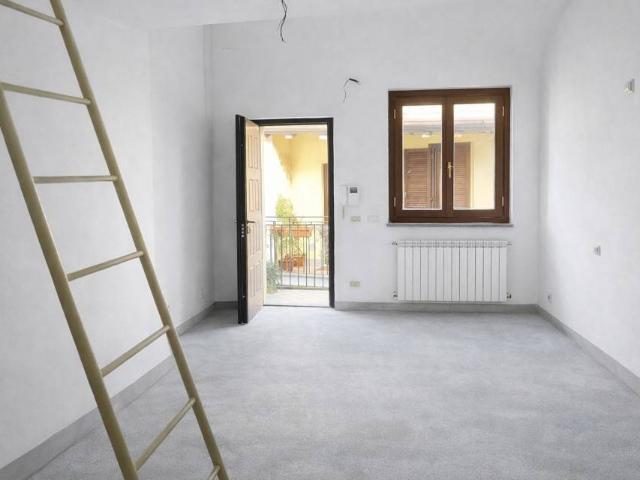 Appartamento in vendita a Castello Cabiaglio VA