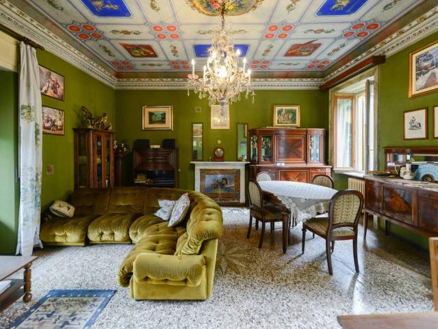 Appartamento in vendita a Castello Cabiaglio VA