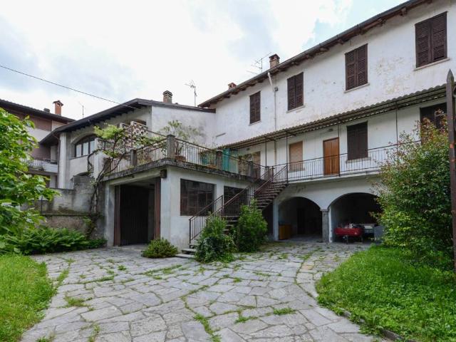 Appartamento in vendita a Castello Cabiaglio VA