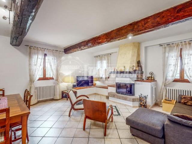 Appartamento in vendita a Castello D'Argile