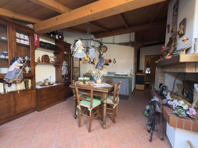 Appartamento in vendita a Castello dell'Acqua SO