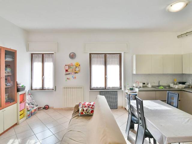Appartamento in vendita a Castello di Brianza LC