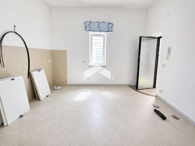 Appartamento in vendita a Castello di Cisterna NA