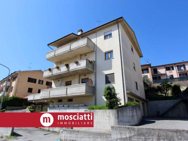 Appartamento in vendita a Castelraimondo MC