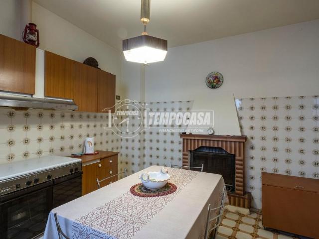 Appartamento in vendita a Castelraimondo