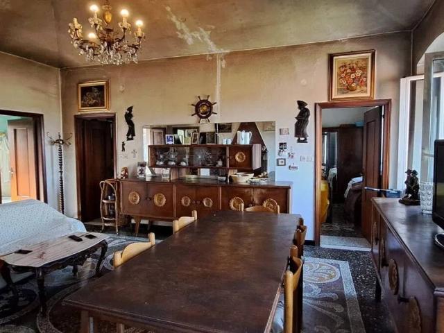 Appartamento in vendita a Castiglione Chiavarese GE