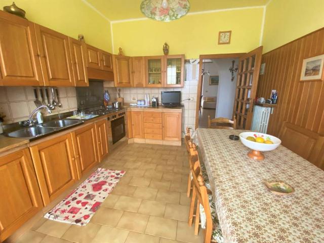 Appartamento in vendita a Castiglione del Lago PG