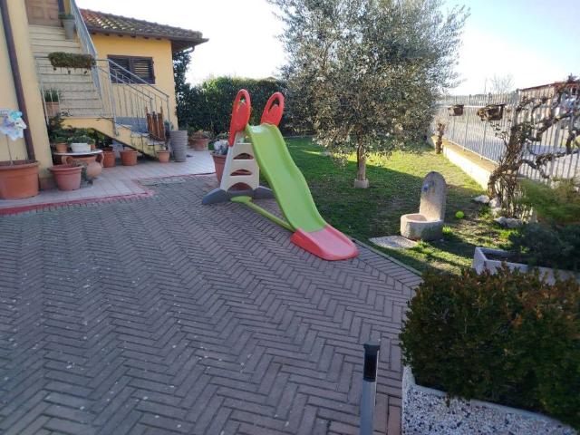 Appartamento in vendita a Castiglione del Lago PG