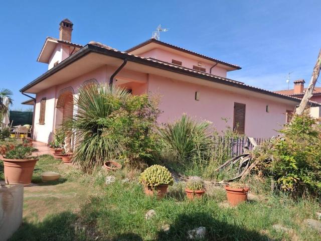Appartamento in vendita a Castiglione del Lago PG