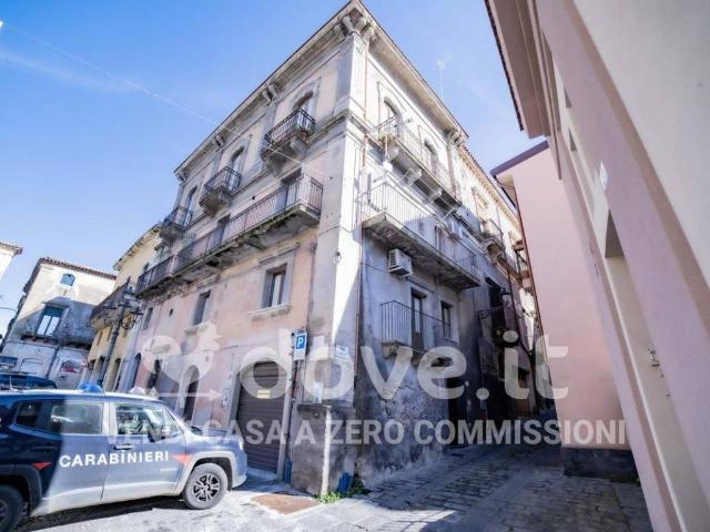 Appartamento in vendita a Castiglione di Sicilia CT