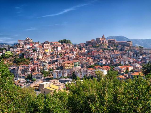 Appartamento in vendita a Castiglione di Sicilia CT