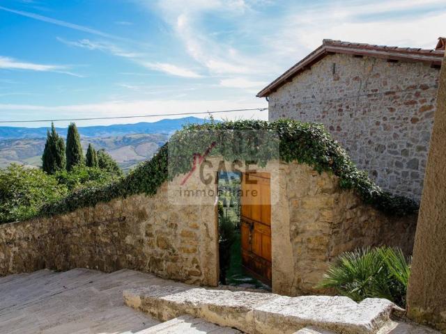 Appartamento in vendita a Castiglione d'Orcia SI