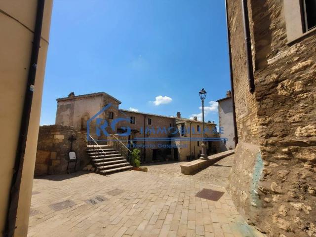 Appartamento in vendita a Castiglione in Teverina VT