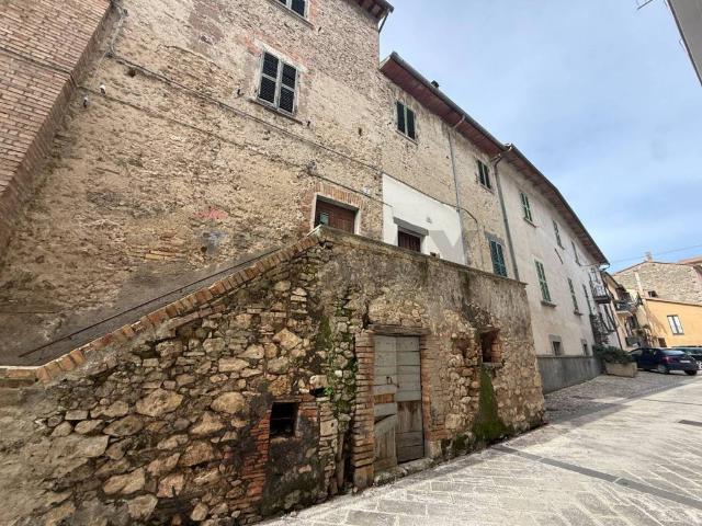 Appartamento in vendita a Castiglione in Teverina VT