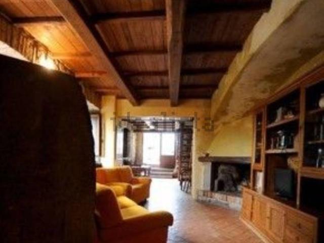 Appartamento in vendita a Castiglione in Teverina VT