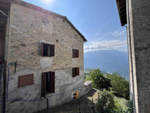 Appartamento in vendita a Castione Andevenno SO