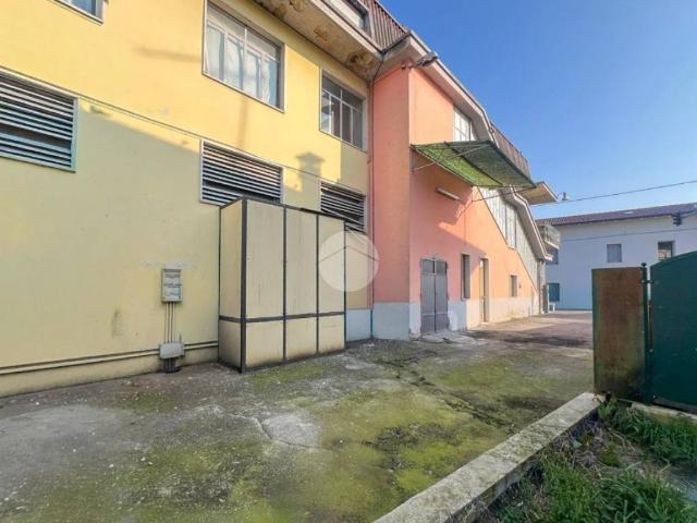 Appartamento in vendita a Castrezzato BS