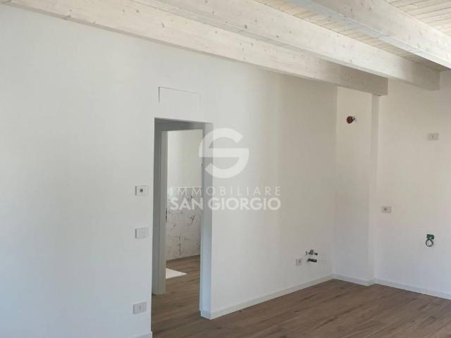 Appartamento in vendita a Castrezzato BS