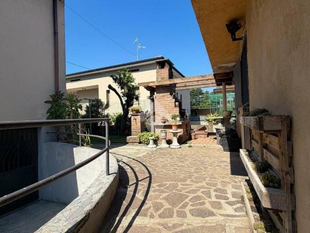 Appartamento in vendita a Castrezzato BS