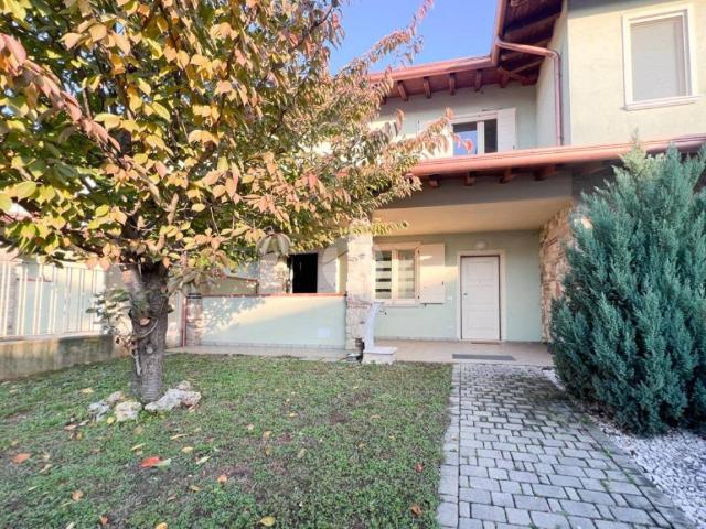 Appartamento in vendita a Castrezzato BS