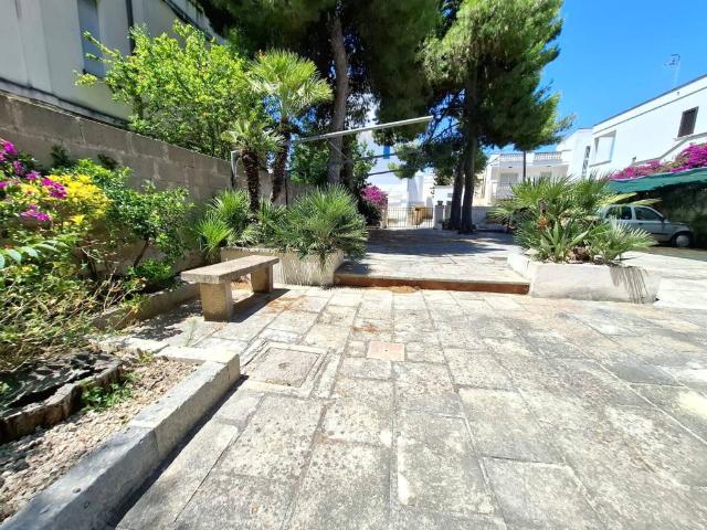 Appartamento in vendita a Castrignano del Capo LE