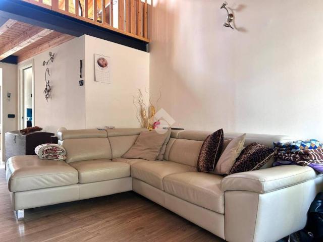 Appartamento in vendita a Castro BG