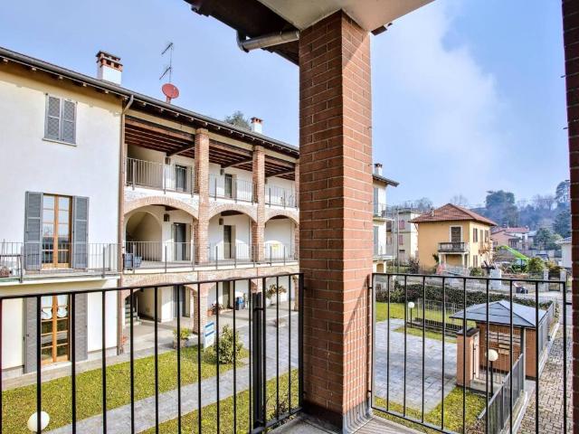 Appartamento in vendita a Castronno VA