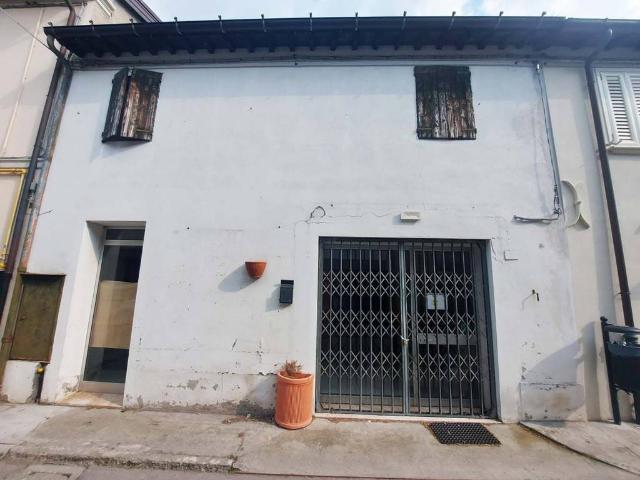 Appartamento in vendita a Castrocaro Terme e Terra del Sole FC
