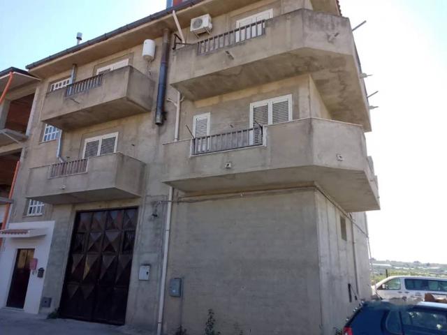 Appartamento in vendita a Castrofilippo AG