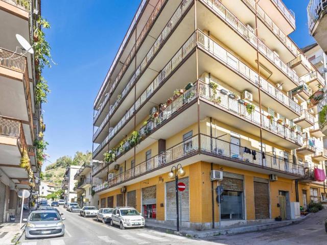 Appartamento in vendita a Capo d'Orlando ME