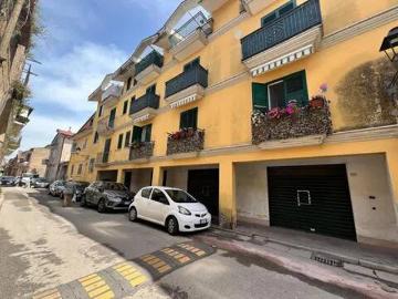 Appartamento in vendita a Capodrise CE