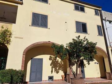 Appartamento in vendita a Capodrise CE