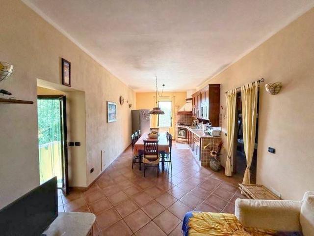 Appartamento in vendita a Capoliveri LI